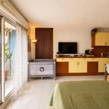 La Terrasse Bleue-parking Couvert-2 Min Plage-juan Les Pins * Антиб
